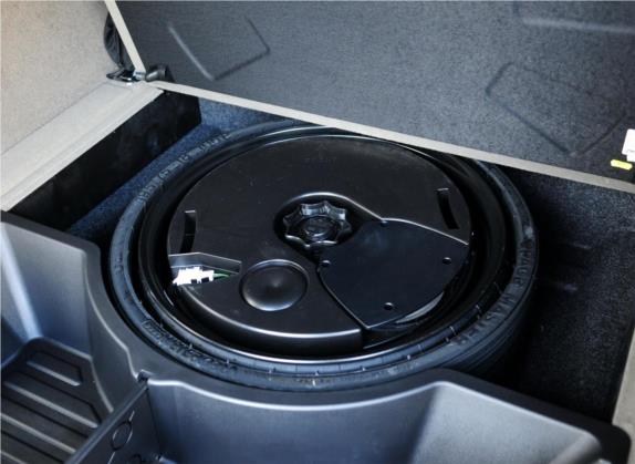 奥迪Q5 2011款 2.0TFSI 舒适型 其他细节类   备胎