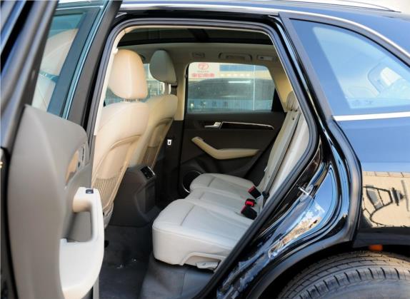 奥迪Q5 2011款 2.0TFSI 舒适型 车厢座椅   后排空间