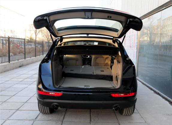 奥迪Q5 2011款 2.0TFSI 舒适型 车厢座椅   后备厢