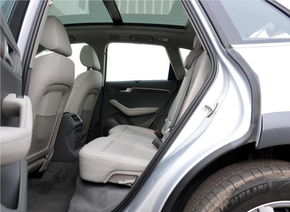 奥迪Q5 2011款 2.0TFSI 豪华型 车厢座椅   后排空间