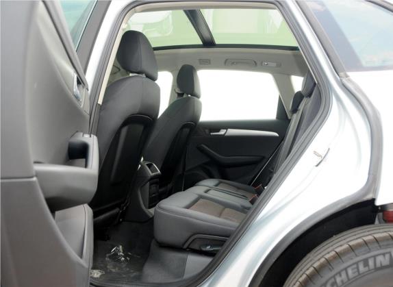 奥迪Q5 2012款 2.0TFSI 进取型 车厢座椅   后排空间