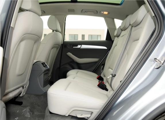 奥迪Q5 2012款 2.0TFSI 技术型 车厢座椅   后排空间