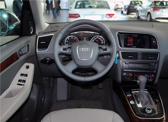 奥迪Q5 2012款 2.0TFSI 舒适型 中控类   驾驶位