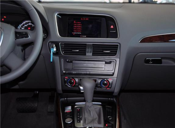 奥迪Q5 2012款 2.0TFSI 舒适型 中控类   中控台