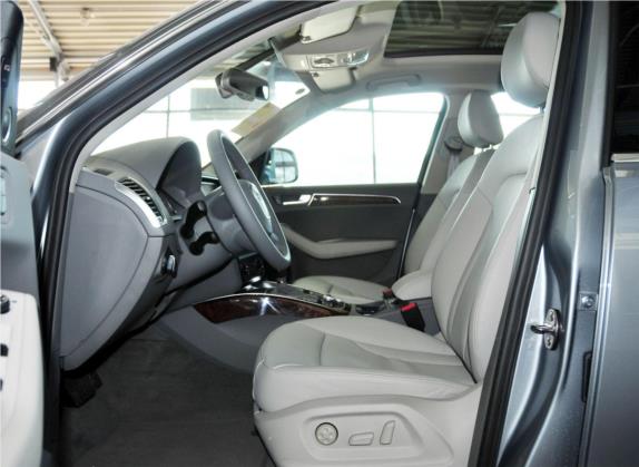 奥迪Q5 2012款 2.0TFSI 舒适型 车厢座椅   前排空间