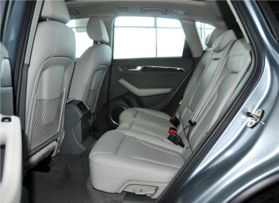 奥迪Q5 2012款 2.0TFSI 舒适型 车厢座椅   后排空间