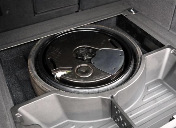 奥迪Q5 2012款 2.0TFSI 动感型 其他细节类   备胎