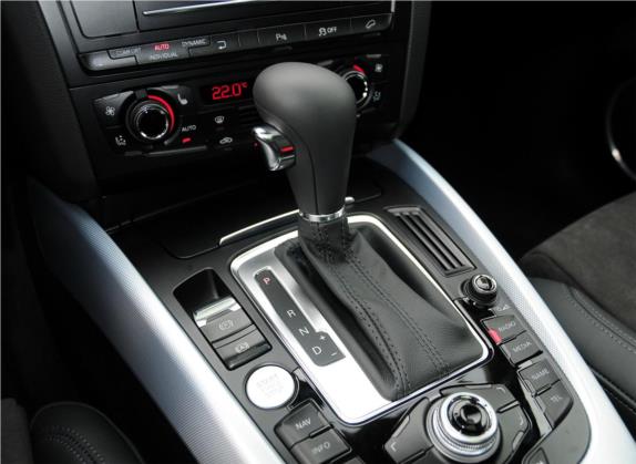 奥迪Q5 2012款 2.0TFSI 动感型 中控类   挡把