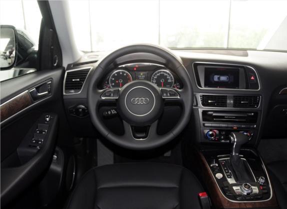 奥迪Q5 2013款 40 TFSI 舒适型 中控类   驾驶位