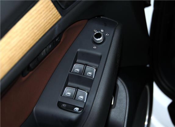 奥迪Q5 2013款 40 TFSI 豪华型 车厢座椅   门窗控制