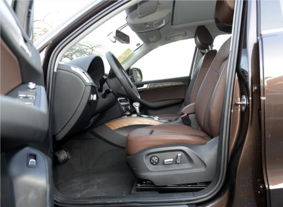奥迪Q5 2015款 40 TFSI 舒适型 车厢座椅   前排空间