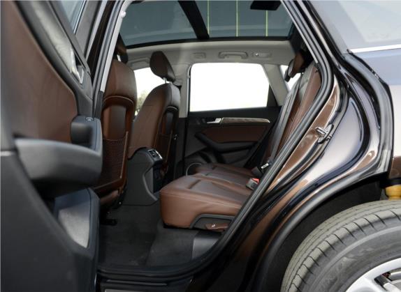 奥迪Q5 2015款 40 TFSI 舒适型 车厢座椅   后排空间