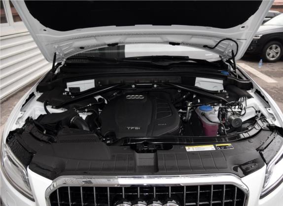 奥迪Q5 2016款 40 TFSI 进取型 其他细节类   发动机舱