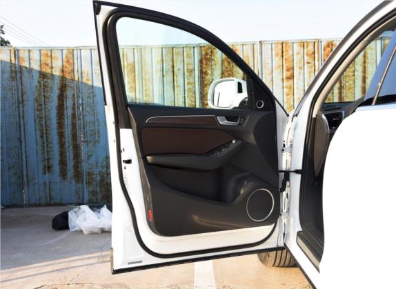 奥迪Q5 2016款 40 TFSI 舒适型 车厢座椅   前门板