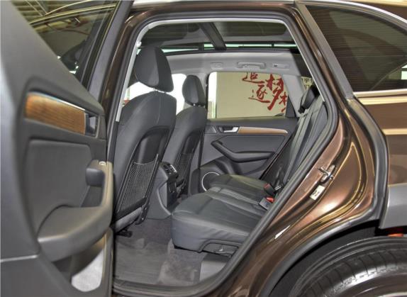 奥迪Q5 2016款 Plus 40 TFSI 豪华型 车厢座椅   后排空间