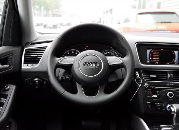 奥迪Q5 2017款 Plus 40 TFSI 进取型 中控类   驾驶位