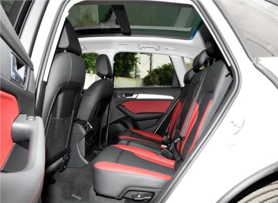 奥迪Q5 2018款 典藏版 40 TFSI 技术型 车厢座椅   后排空间