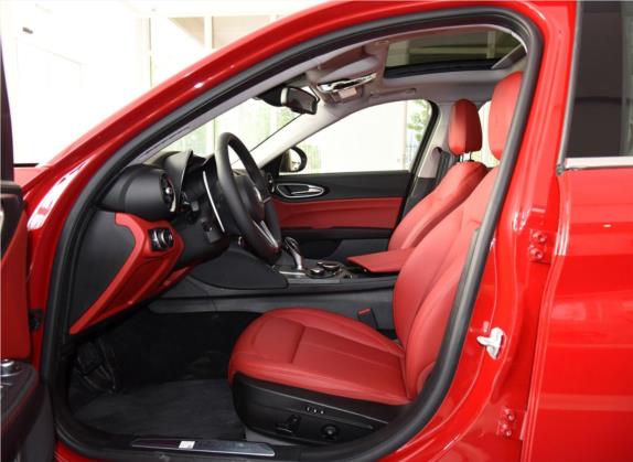 Giulia 2017款 2.0T 280HP 豪华版 车厢座椅   前排空间