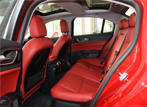 Giulia 2017款 2.0T 280HP 豪华版 车厢座椅   后排空间