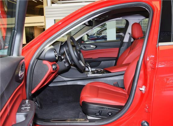 Giulia 2019款 2.0T 280HP 豪华版 车厢座椅   前排空间