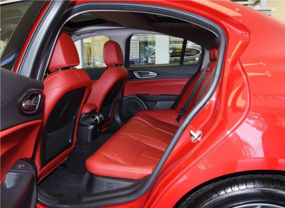 Giulia 2019款 2.0T 280HP 豪华版 车厢座椅   后排空间