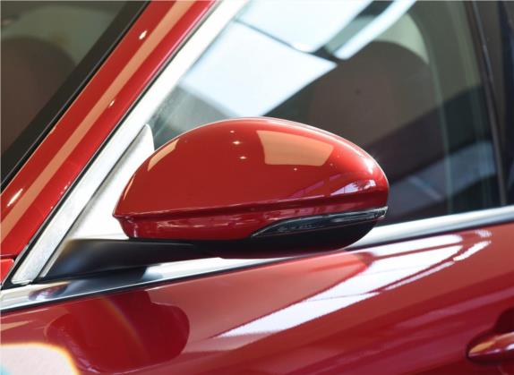 Giulia 2019款 2.0T 280HP 豪华版 外观细节类   外后视镜