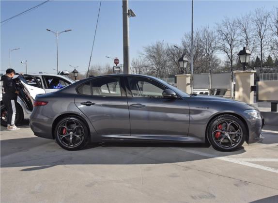 Giulia 2021款 2.0T 280HP Veloce Ti 竞速版 外观   正侧