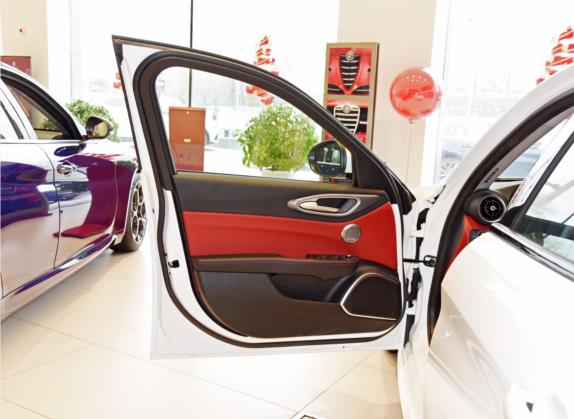 Giulia 2021款 2.0T 280HP 豪华运动版 车厢座椅   前门板