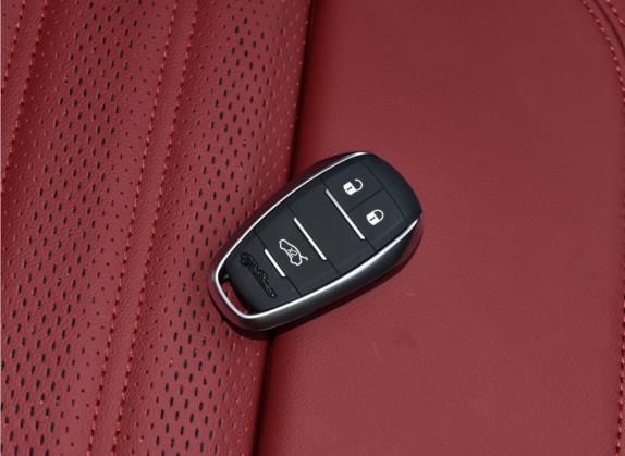 Giulia 2022款 2.0T 280HP Veloce 赛道版 其他细节类   钥匙