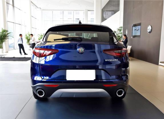 Stelvio斯坦维 2017款 2.0T 200HP 精英版 外观   正后