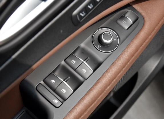 Stelvio斯坦维 2017款 2.0T 280HP 豪华版 车厢座椅   门窗控制