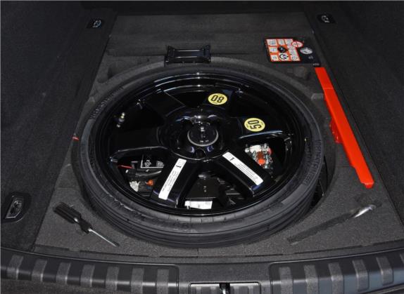 Stelvio斯坦维 2019款 2.0T 280HP 豪华版 其他细节类   备胎