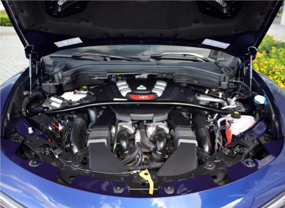 Stelvio斯坦维 2019款 2.9T 510HP 四叶草版 其他细节类   发动机舱