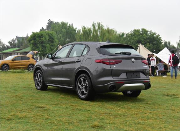 Stelvio斯坦维 2022款 2.0T 280HP Ti驾控版 外观   斜后