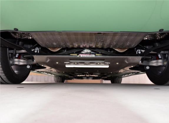 Virage 2012款 6.0 Coupe 其他细节类   后悬架