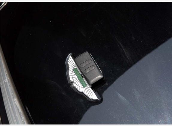 阿斯顿·马丁DB9 2007款 6.0L Touchtronic Coupe 其他细节类   钥匙