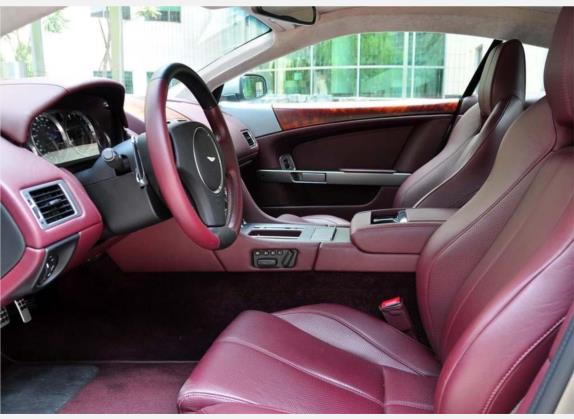 阿斯顿·马丁DB9 2007款 6.0L Touchtronic Coupe 车厢座椅   前排空间