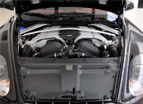 阿斯顿·马丁DB9 2011款 6.0L Touchtronic Coupe 其他细节类   发动机舱