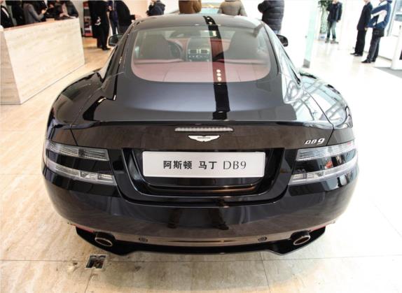 阿斯顿·马丁DB9 2013款 6.0L Coupe 外观   正后