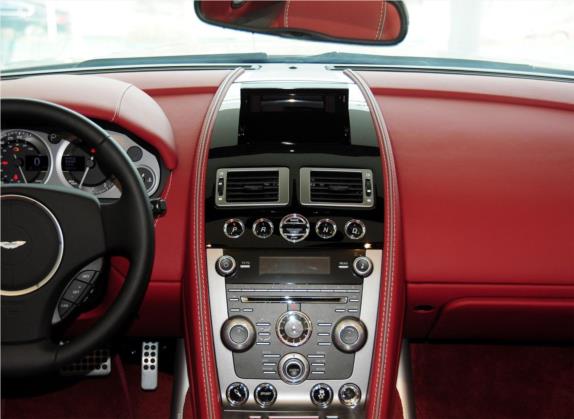 阿斯顿·马丁DB9 2014款 6.0L Volante百年纪念版 中控类   中控台