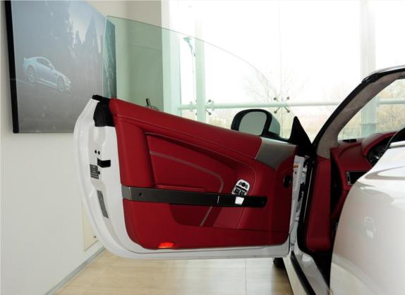 阿斯顿·马丁DB9 2014款 6.0L Volante百年纪念版 车厢座椅   前门板