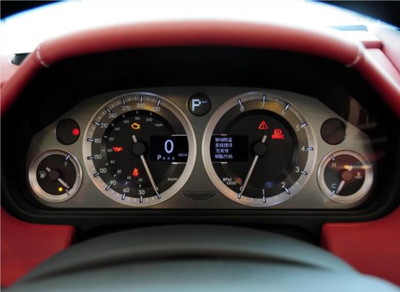 阿斯顿·马丁DB9 2014款 6.0L Volante百年纪念版 中控类   仪表盘