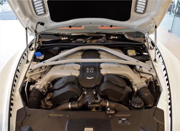阿斯顿·马丁DB9 2015款 6.0L Coupe 其他细节类   发动机舱