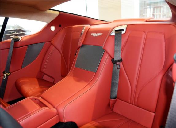 阿斯顿·马丁DB9 2015款 6.0L Coupe 车厢座椅   后排空间