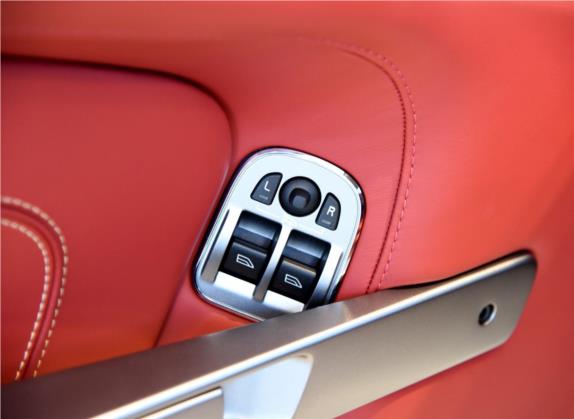 阿斯顿·马丁DB9 2015款 6.0L Coupe 车厢座椅   门窗控制