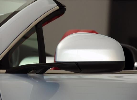 V8 Vantage 2011款 4.7L Sportshift Roadster 外观细节类   外后视镜