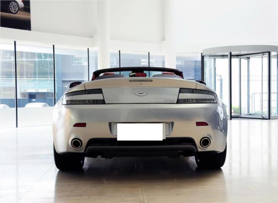 V8 Vantage 2011款 4.7L Sportshift Roadster 外观   正后