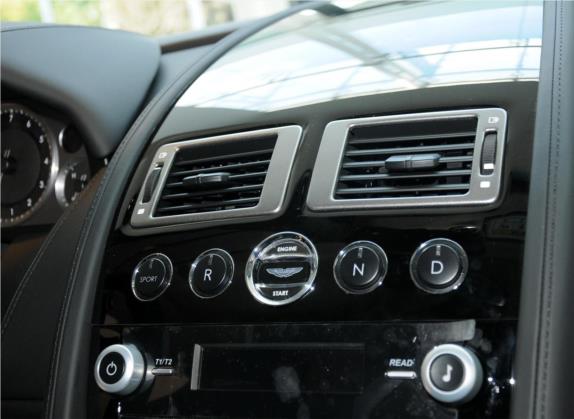 V8 Vantage 2012款 4.7L S Coupe 中控类   挡把