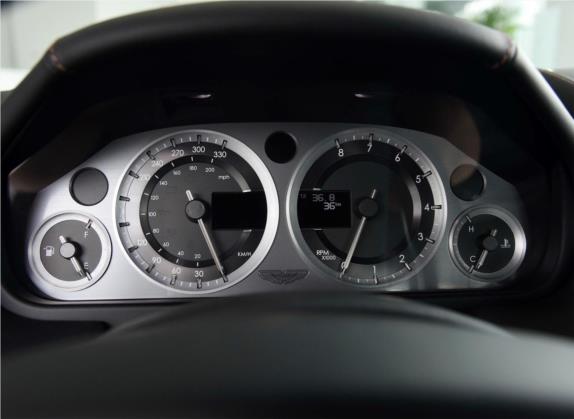 V8 Vantage 2015款 4.7L Coupe 中控类   仪表盘