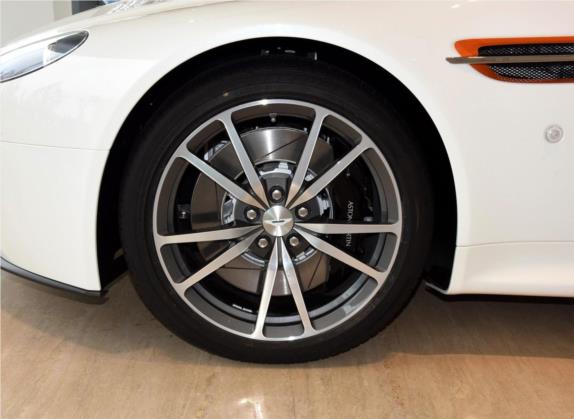 V8 Vantage 2016款 4.7L Coupe Edition 5 其他细节类   前轮